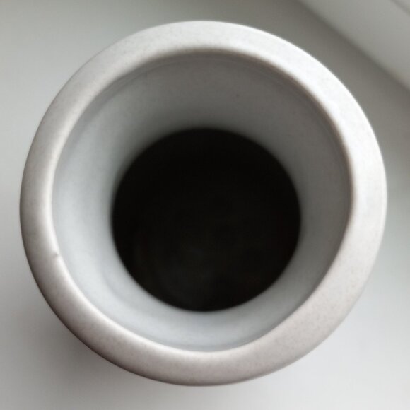 Vintage Pfaltzgraff Yorktowne Two Birds Stoneware Milk Jug Bottle - Picture 7 of 11